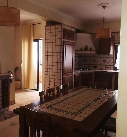 Tirana City Center Apartment Экстерьер фото